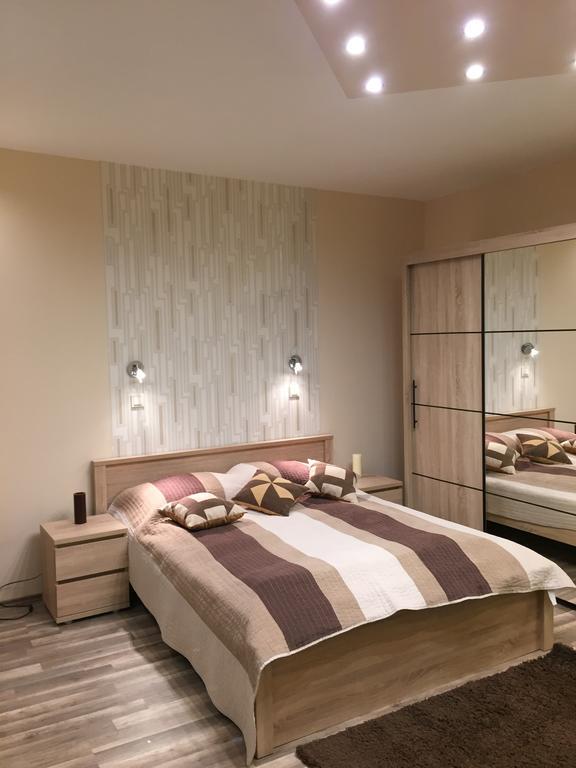 Solaris-Szeged Apartmanアパートメント エクステリア 写真